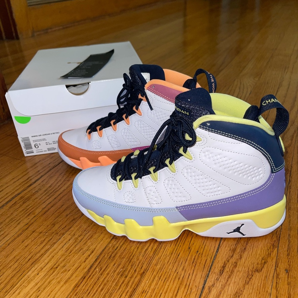 Women’s Air Jordan 9 Change the World Size 6.5
